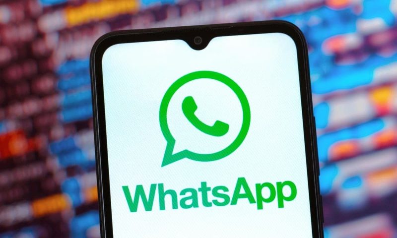 How to stay signed in on WhatsApp Web safely 一