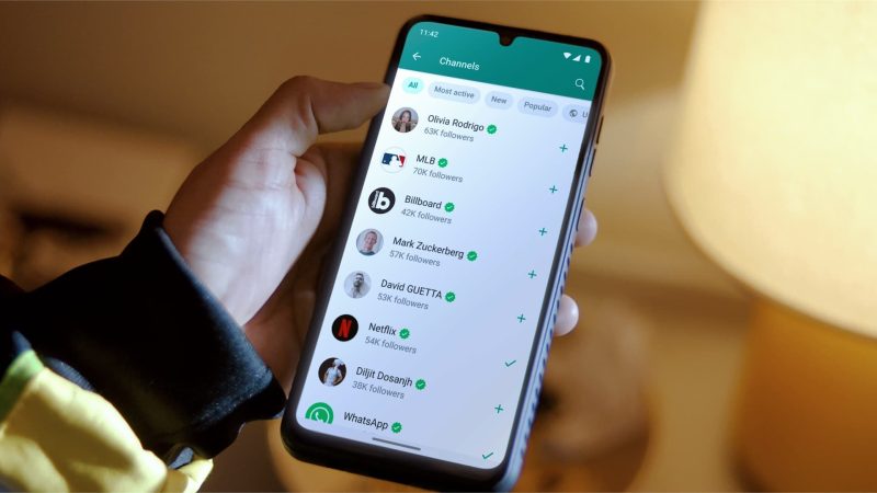How to send photos and documents with WhatsApp Web 二